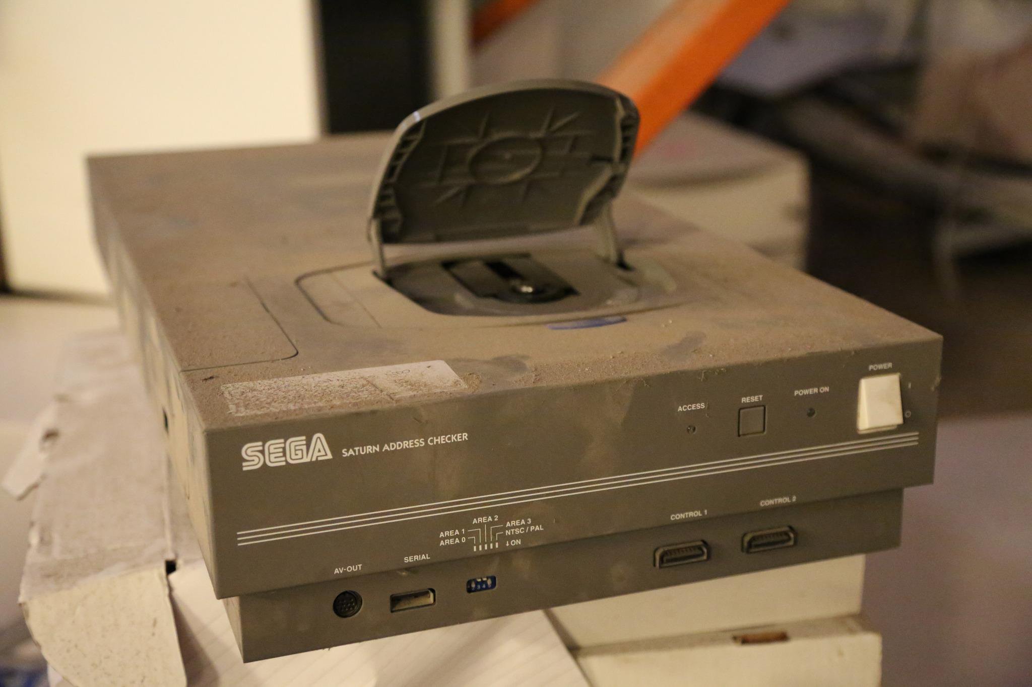 Sony ps5 slim cfi 2000a. Sega Saturn DEVKIT. D Sega Saturn. Поколения консолей. Предсерийная ps2 DEVKIT.