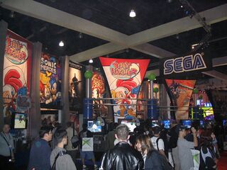 E32003 Inside.jpg