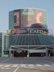 E32003 Outside.jpg