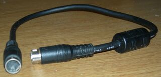 MD2 to 32X video cable.jpg